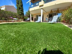 Plain-pied Jardin 6 personnes Clim Vue Mer Parking Wifi Terrasse Piscine dans la résidence