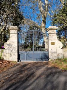 Maisons d'hotes Chateau de Bayssan : photos des chambres