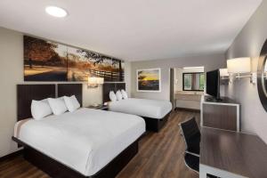 Standard Queen Room with Two Queen Beds - Non-Smoking room in Days Inn by Wyndham Childersburg