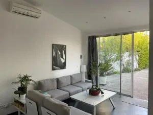 Studio privé et jardin - Saint-Julien