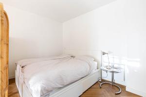 GuestReady - Sunlit Serenity near Montmartre