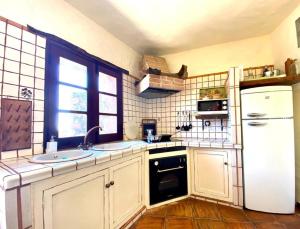 Comfortable House with Mountain View in Isora