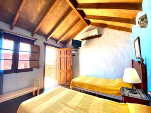 Comfortable House with Mountain View in Isora