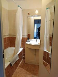 Appartements Aquarelles 50m2 : photos des chambres