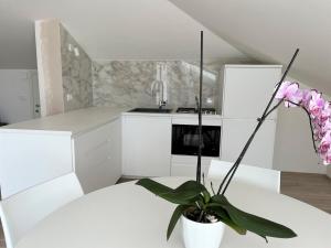 Attico Calla - 3hvězdičkové hotely ve městě Peschiera del Garda