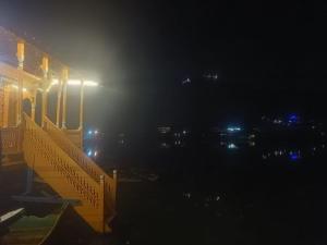 Shamus Maqbool Group Of Houseboat