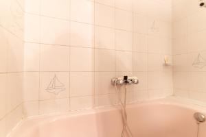 rentafive - Ascensor - AA - Centro