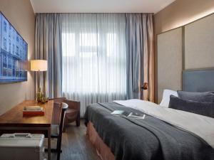 Classic Double Room with Lounge and Wellness Access room in The Emblem Hotel