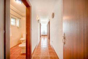 Refreshing poolside escape in Ponte de Sor