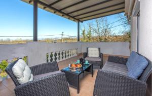 3 Bedroom Amazing Home In Malinska