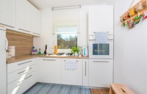 3 Bedroom Amazing Home In Malinska