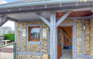 Maisons de vacances Lovely Home In Malleville-les-grs With Wifi : photos des chambres