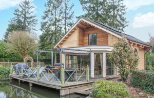 2 Bedroom Cozy Home In Arendonk