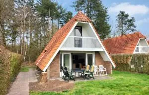 3 Bedroom Awesome Home In Vlagtwedde - Weener