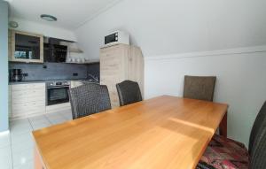 3 Bedroom Awesome Home In Vlagtwedde