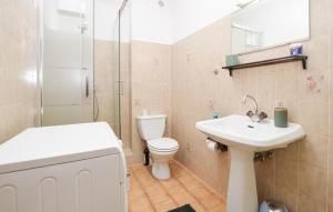 Appartements 1 Bedroom Nice Apartment In Monticello : photos des chambres