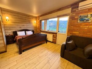 Готель Довбуш