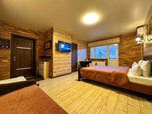 Готель Довбуш