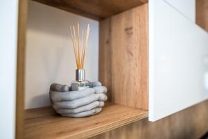 Apartment Antique Theatre 4