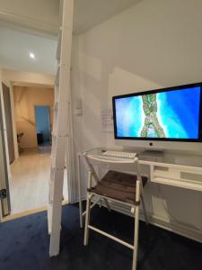 Cozy room in central Oslo Grunerløkka Happy Days