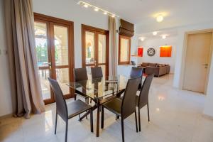 Luxury Elite Villa AJ04 complete with a private, climate controlled pool and a relaxing outdoor Jacuzzi, Aphrodite Hills Resort