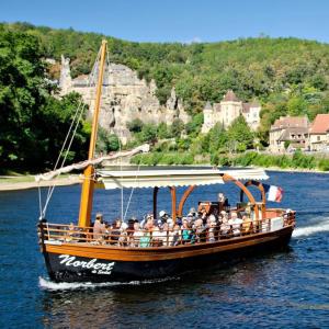 Maisons de vacances In the heart of Sarlat- Charming & Authentic House : photos des chambres