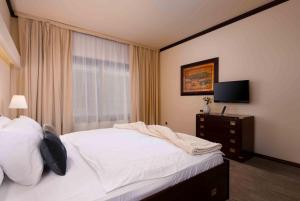 Superior Suite with Sea View room in Hotel Nautica by Stefano Cosattini - 2 Michelin star Executive Chef