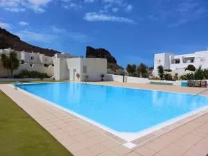 2BR Home - 3 min to Agaete Beach - Pool - Guayedra