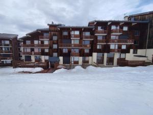 Appartement Triplex 2 Pièces · Ski aux Pieds · Terrasse - FR-1-181-2624