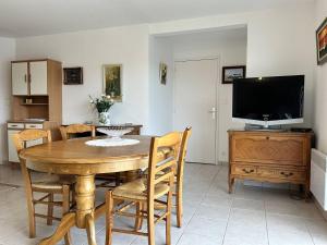 Appartements 516 - Appartement T2, a moins de 300m de la Plage. : photos des chambres