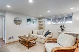 Commuter-Friendly Seattle Apartment! Dogs Welcome
