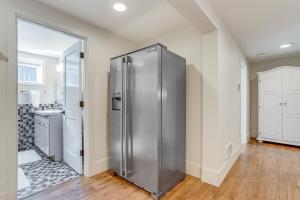 Commuter-Friendly Seattle Apartment! Dogs Welcome