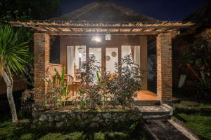 Phòng Giường Đôi Có Ban Công (Double Room with Balcony)