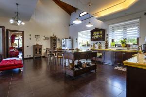 Villa Alike - IsulaTravel