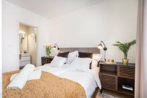 Rose Garden Residence - Boutique Apartments in City Center
