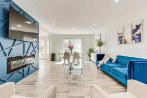 Chic Coolbaugh Township Getaway with Hot Tub! - Cresco