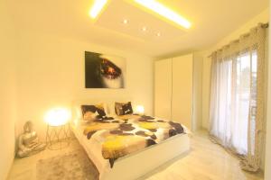 1080 Beachfront Penthouse 3 floors jacuzzi 2 pools wifi roof terrace