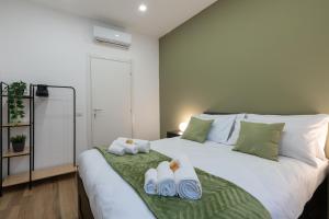 {10 minutes from centre} Free Wi-Fi & Netflix