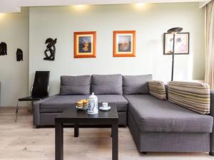 Apartment Sants-Montjuic Rambla Badal by Interhome