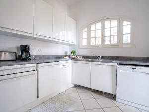 Holiday Home LEscarpe des Arbousiers by Interhome