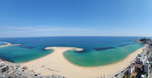Sokcho Summitbay 1209 "Ocean View"