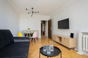 Apartment with Parking in the Heart of Warsaw by Rent like home