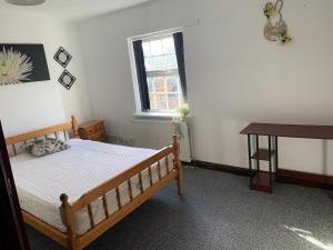 Ensuite room near city centre