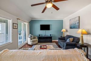 FFR203 - Ocean Watch