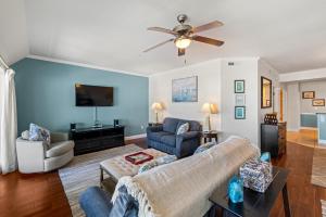 FFR203 - Ocean Watch