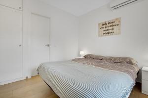 Vistamarina B105 by IVI Real Estate