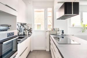 European heart 2-bedroom flat.