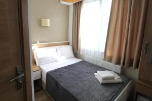 Metrohill Hotel