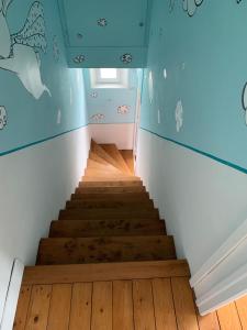 Maisons de vacances Maison atypique avec jardin a Evreux : photos des chambres