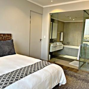 Luxury Masingita towers 9th floor apartment